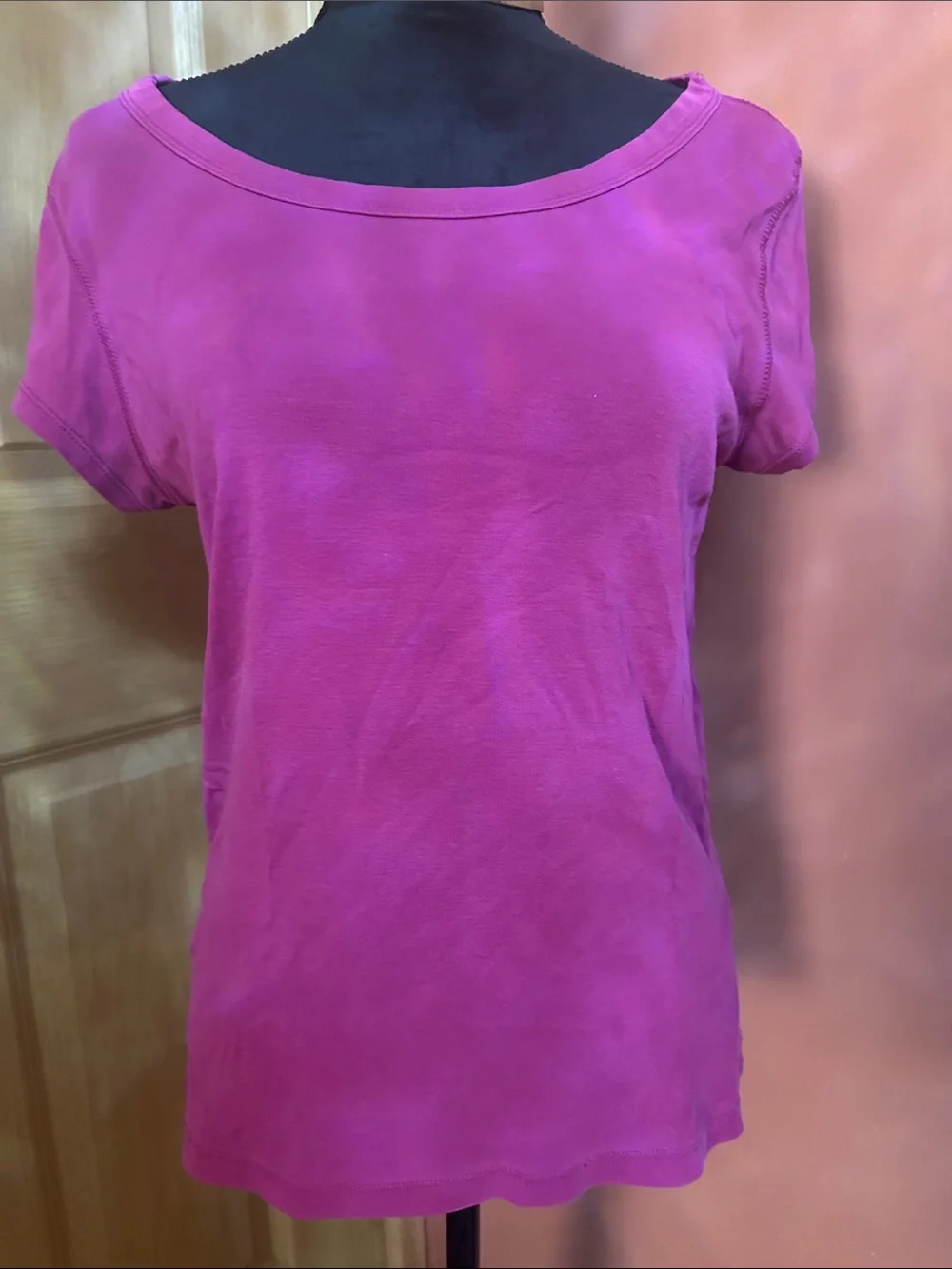 Classic Women's Scoop Neck Tee - Fuchsia Pink